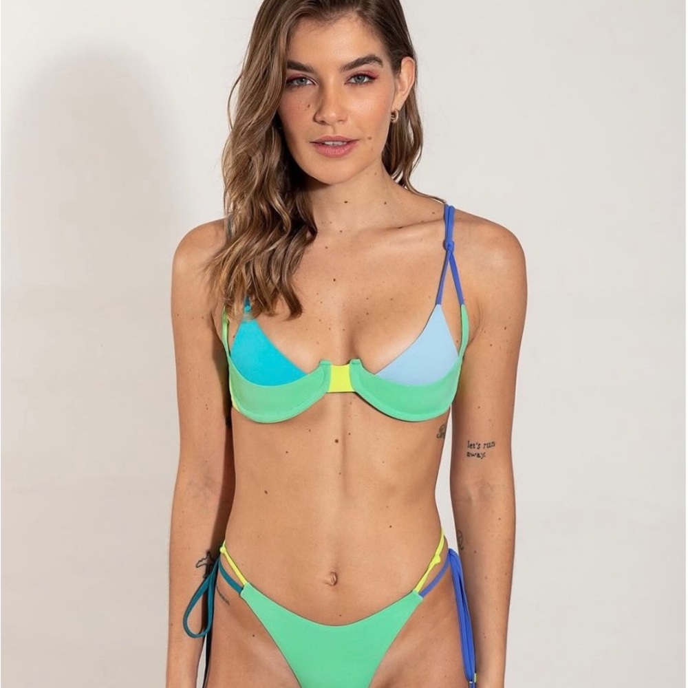 ONEONE SWIM Women's Bikini Set